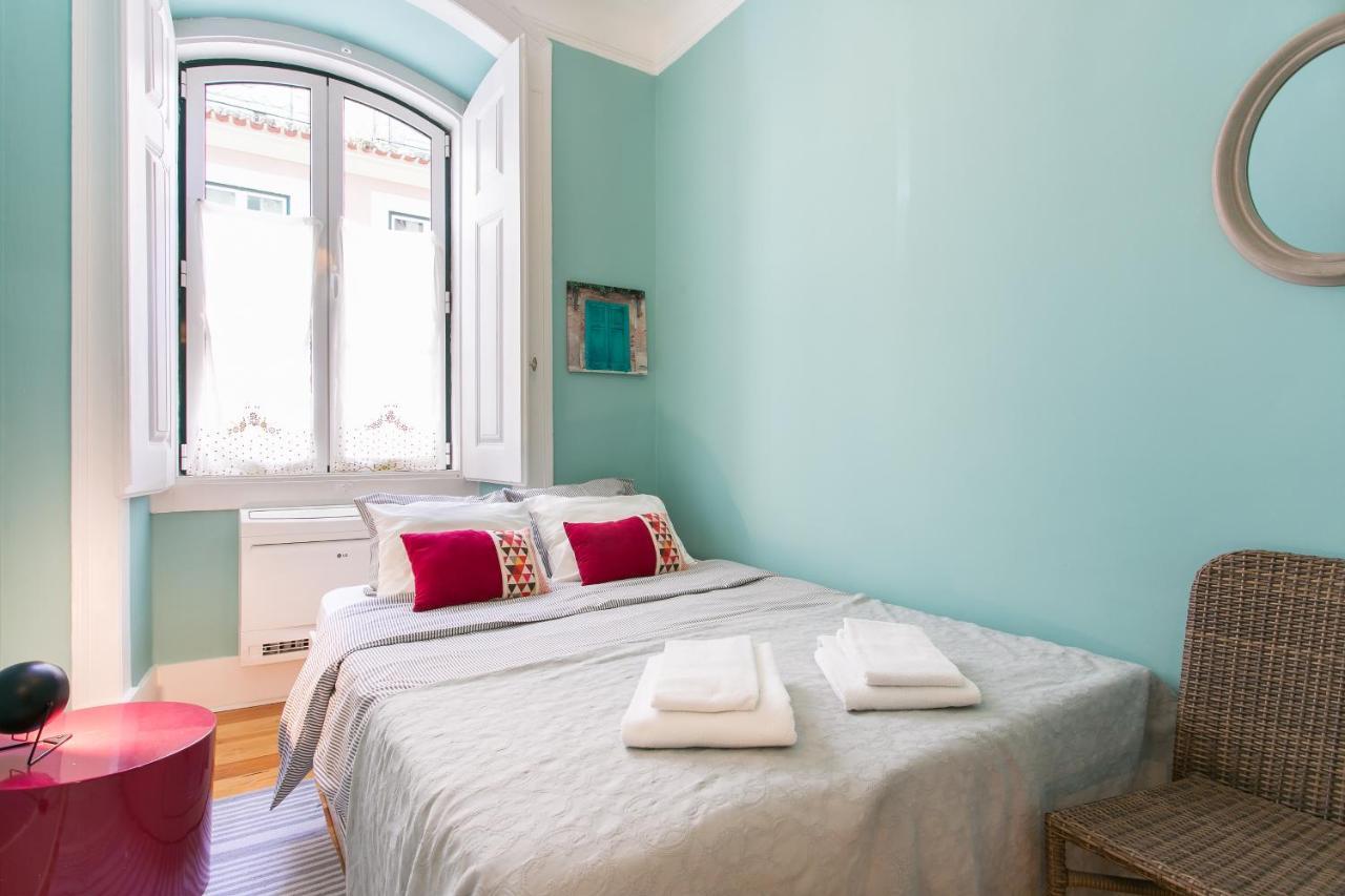 Principe Real Patio House Apartment ลิสบอน ภายนอก รูปภาพ
